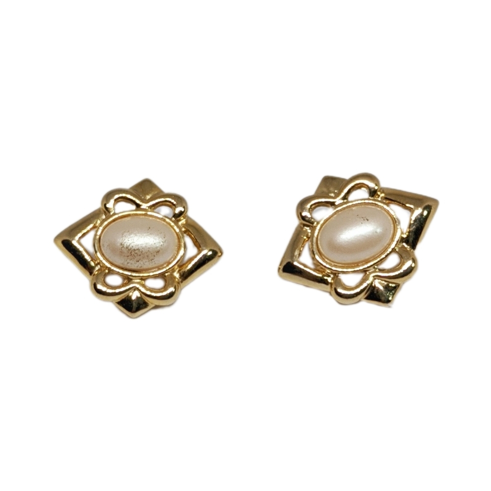 Gold Tone Clip-on Earrings & Faux Pearls